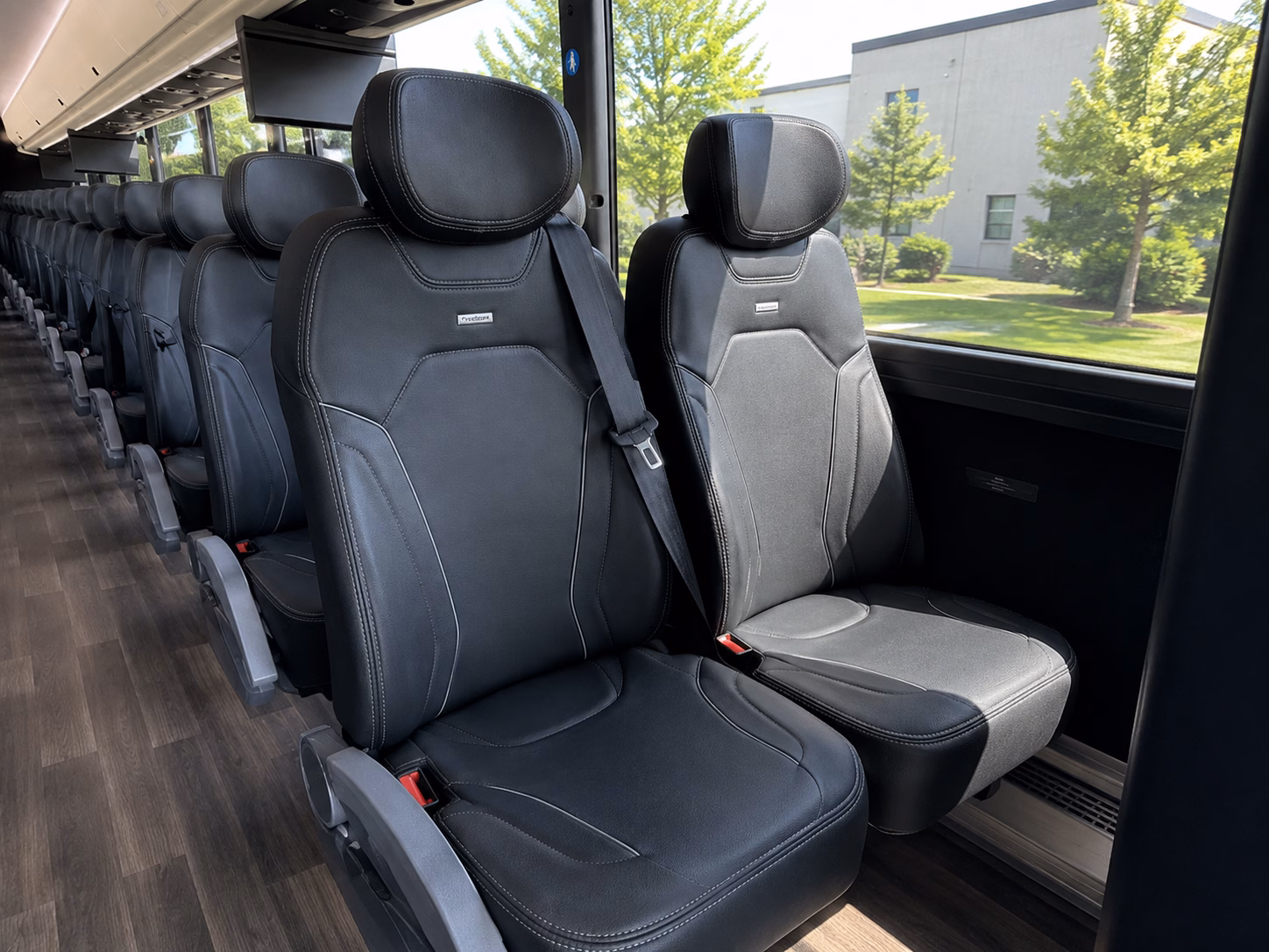 bus rentals for winery tours along the us 287 corridor to berthoud